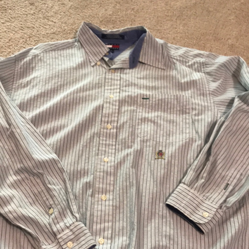 Tommy Hilfiger men’s button down dress shirt L